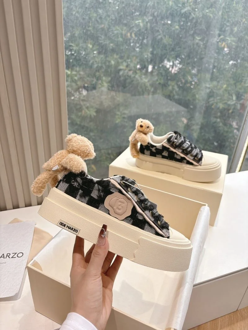 13De Marzo Shoes TravelReady 10779