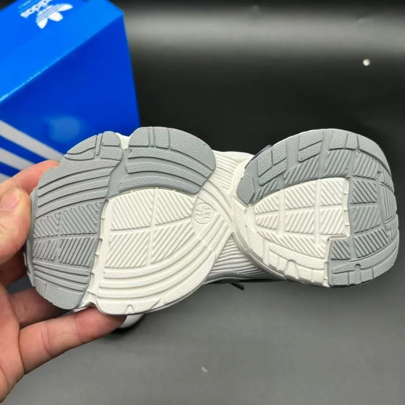 ADIDAS SHOES Trendsetting 29462