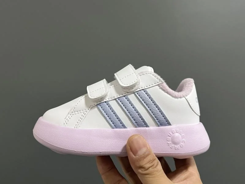 ADIDAS SHOES DailyWear 30128