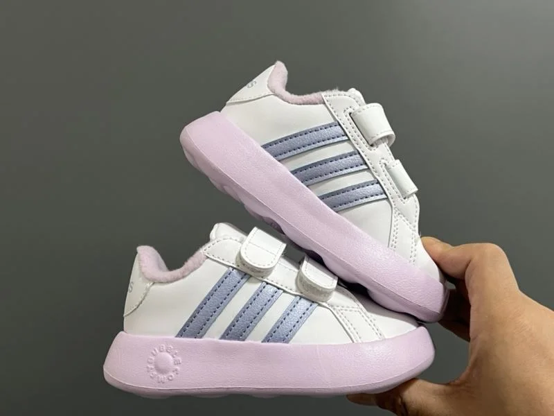ADIDAS SHOES DailyWear 30128