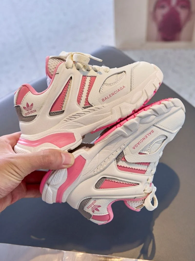 Practical ADIDAS SHOES 30136