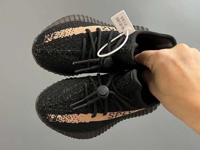 Fashionable ADIDAS SHOES 30105