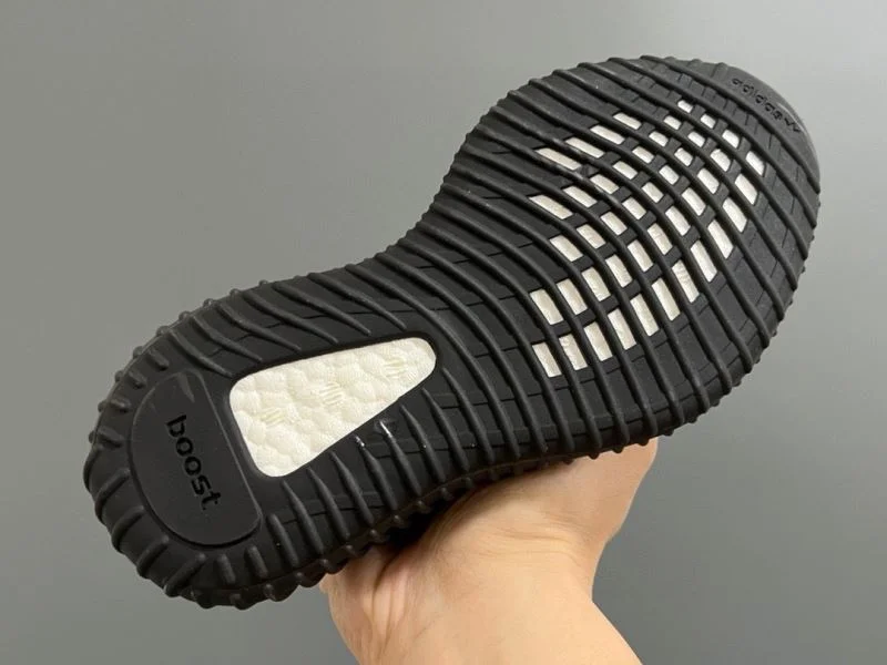 Fashionable ADIDAS SHOES 30105