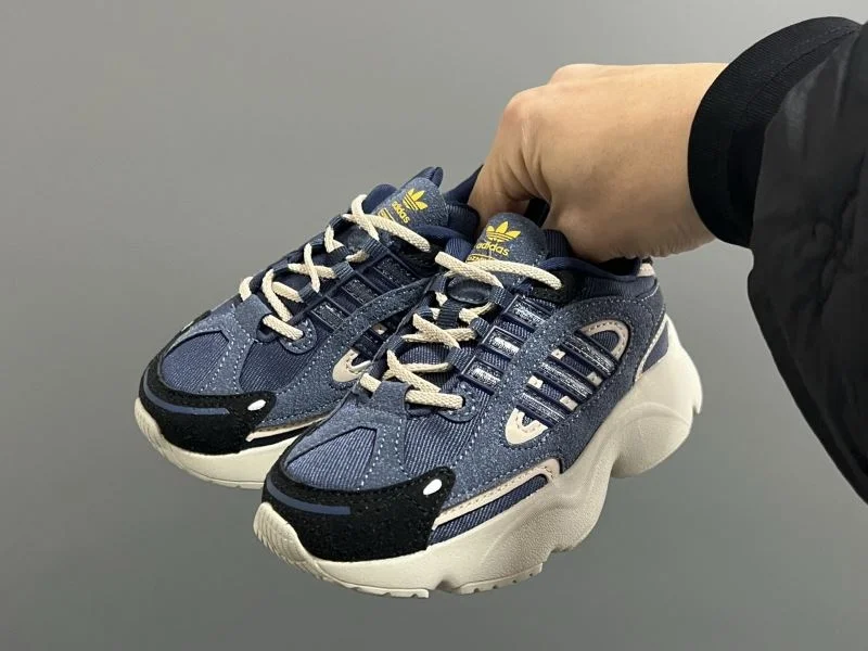 Trendsetting ADIDAS SHOES 29085