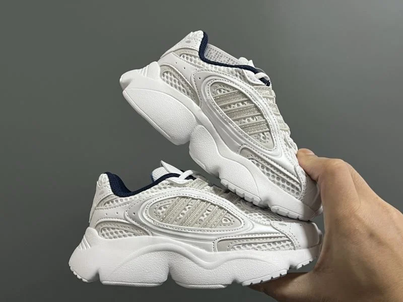 Versatile ADIDAS SHOES 29075