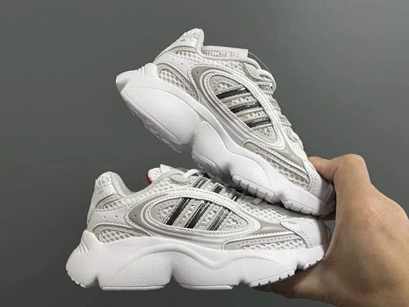 Classic ADIDAS SHOES 29077