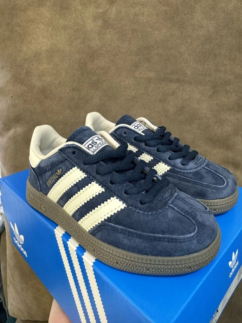 ADIDAS SHOES Seasonal 29067