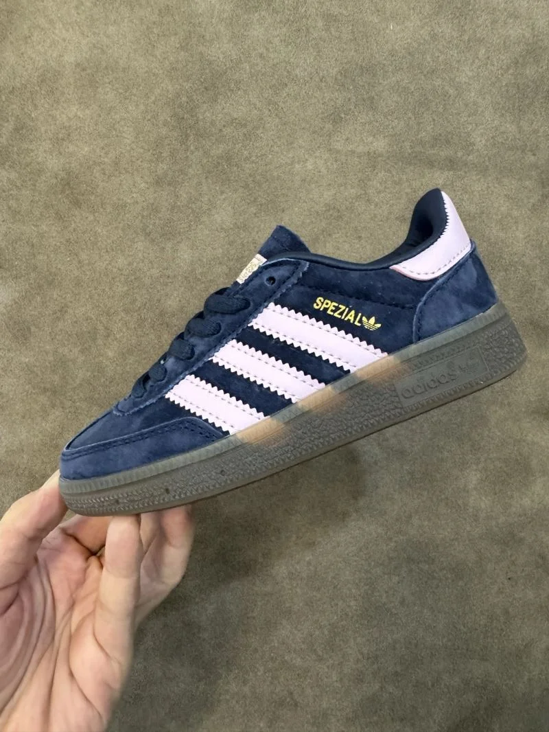 ADIDAS SHOES Seasonal 29067