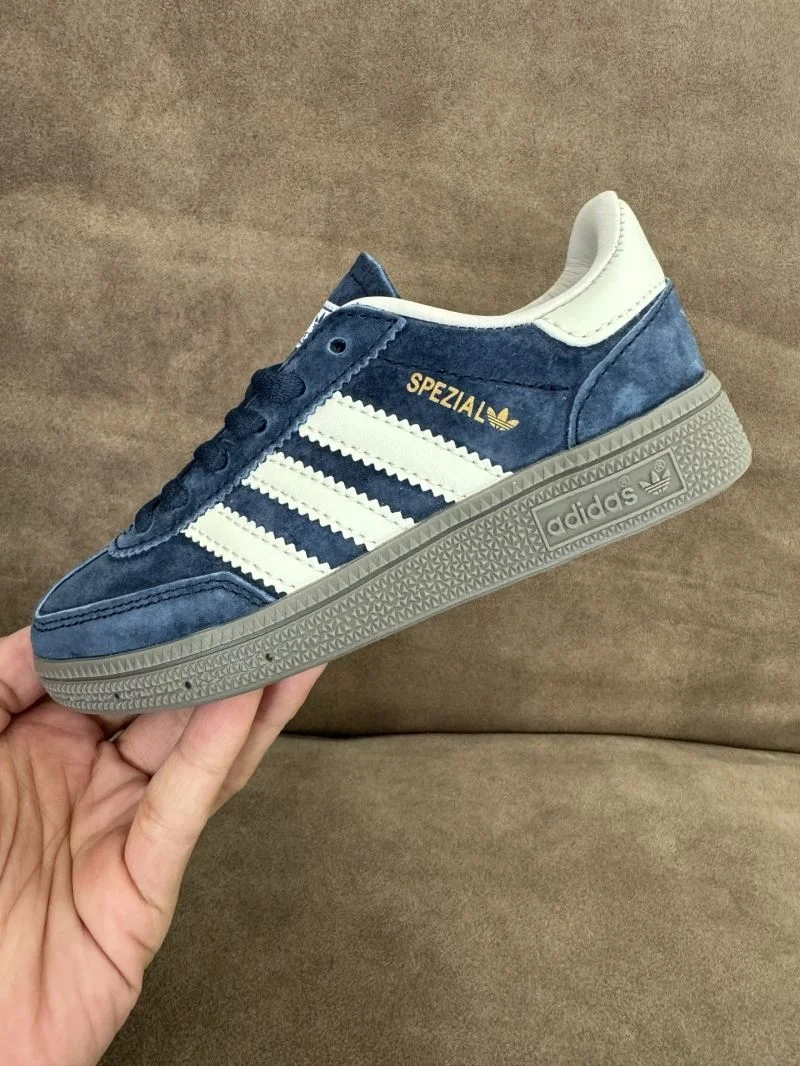 ADIDAS SHOES Seasonal 29067