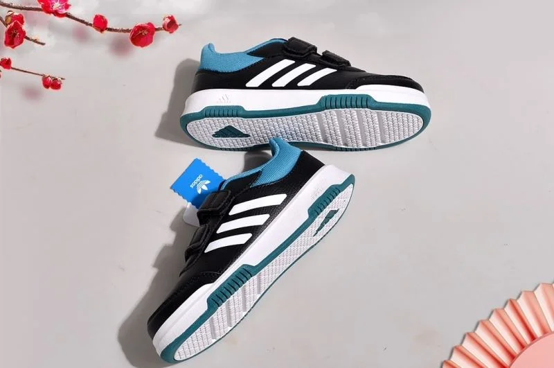 Lightweight ADIDAS SHOES 29046