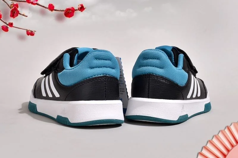 Lightweight ADIDAS SHOES 29046