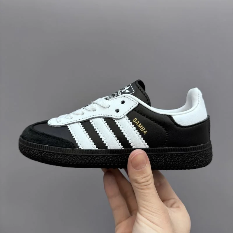 Flexible ADIDAS SHOES 29035
