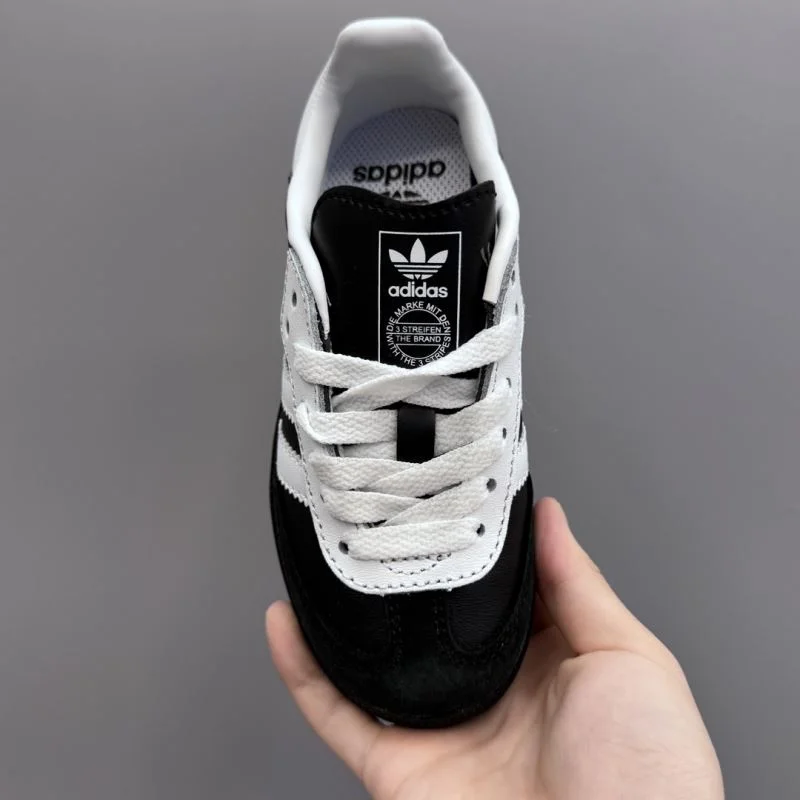 Flexible ADIDAS SHOES 29035