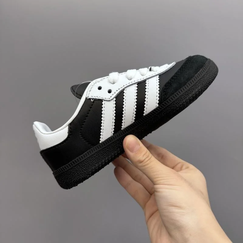 Flexible ADIDAS SHOES 29035