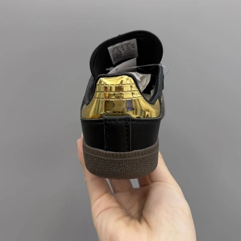 Classic ADIDAS SHOES 29030