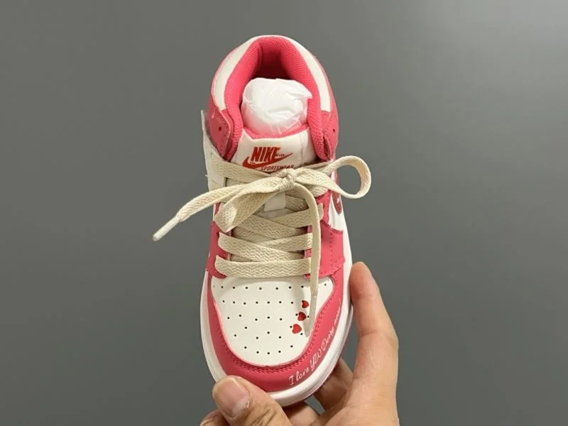 AIR JORDAN SHOES Effortless 30017