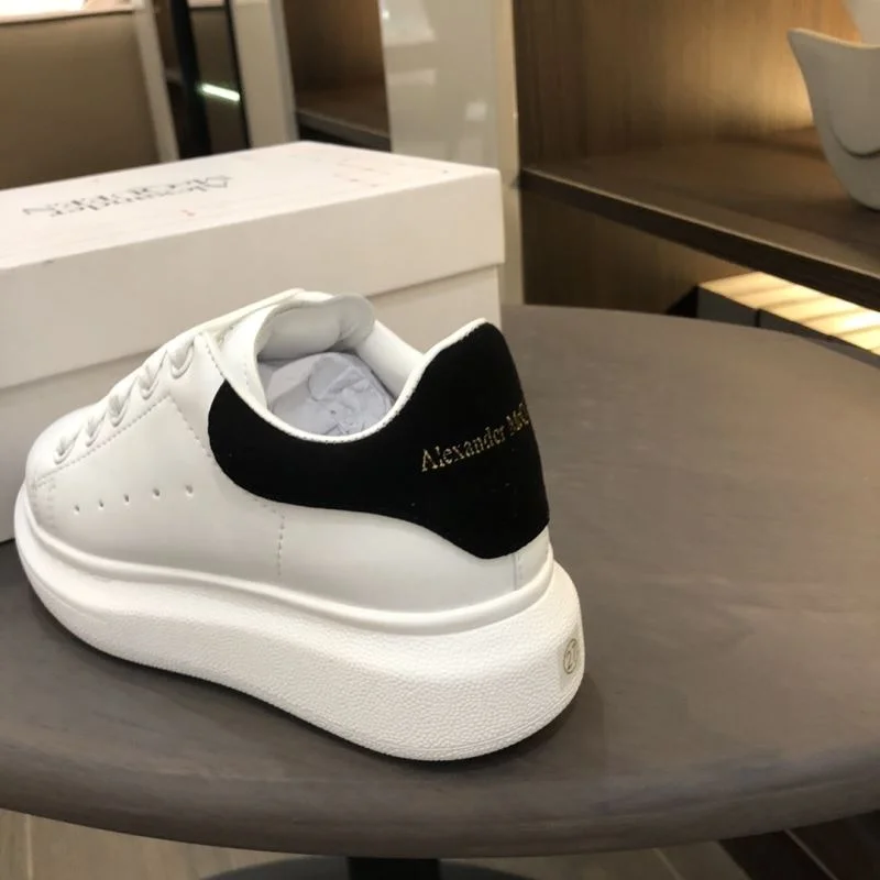 Stylish ALEXANDER MQUEEN SHOES 29954