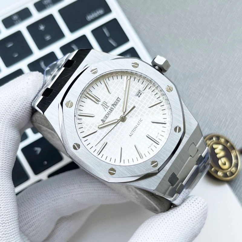 Durable AP Watches 177023