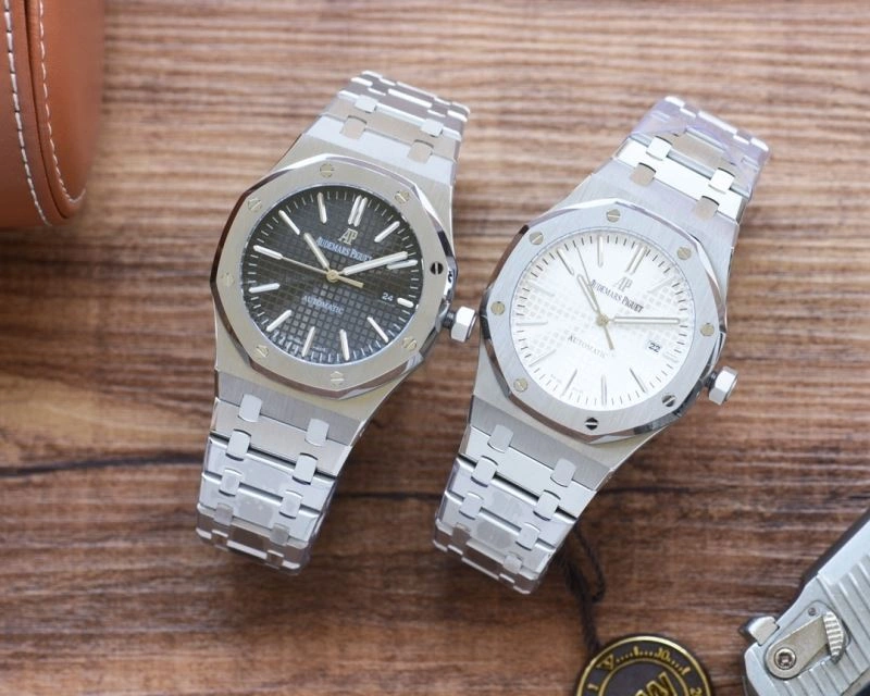 AP Watches Youthful 177013