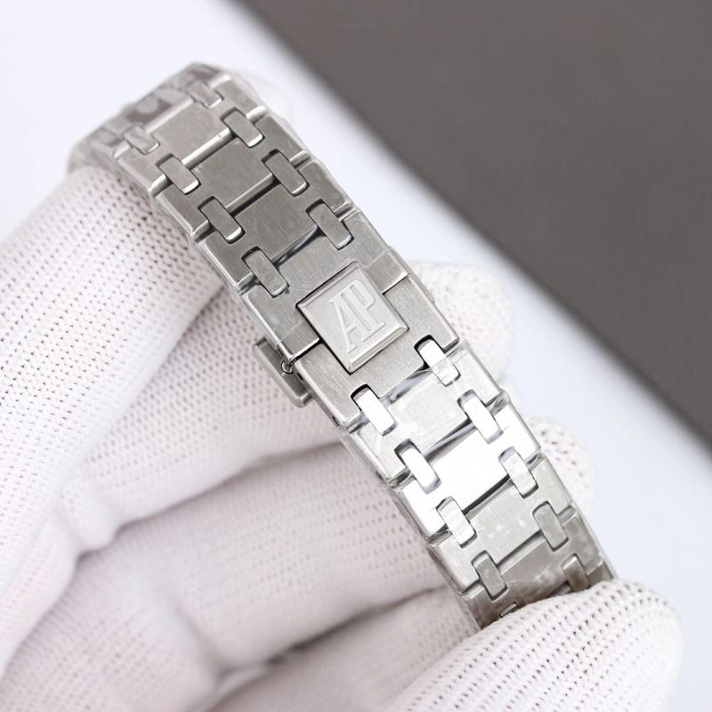AP Watches TechFriendly 176995