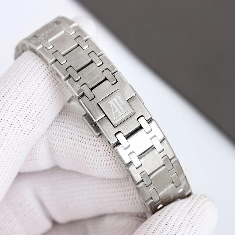 AP Watches ModernLook 176999