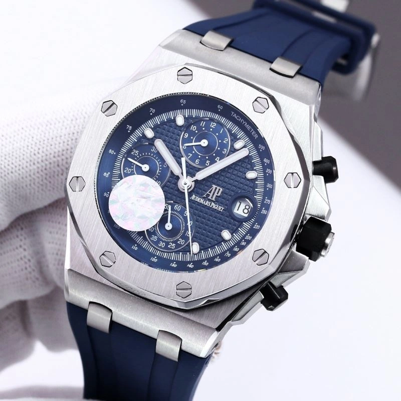 AP Watches ZipUp 176972