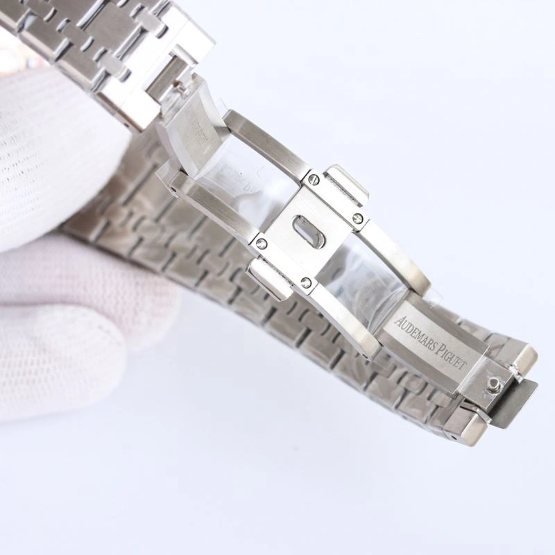 AP Watches WrinkleFree 176918