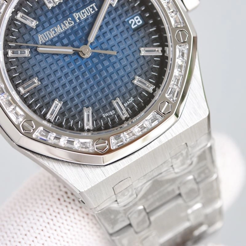 AP Watches AllSeason 176943