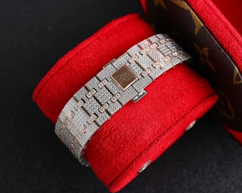 AP Watches WrinkleFree 176936