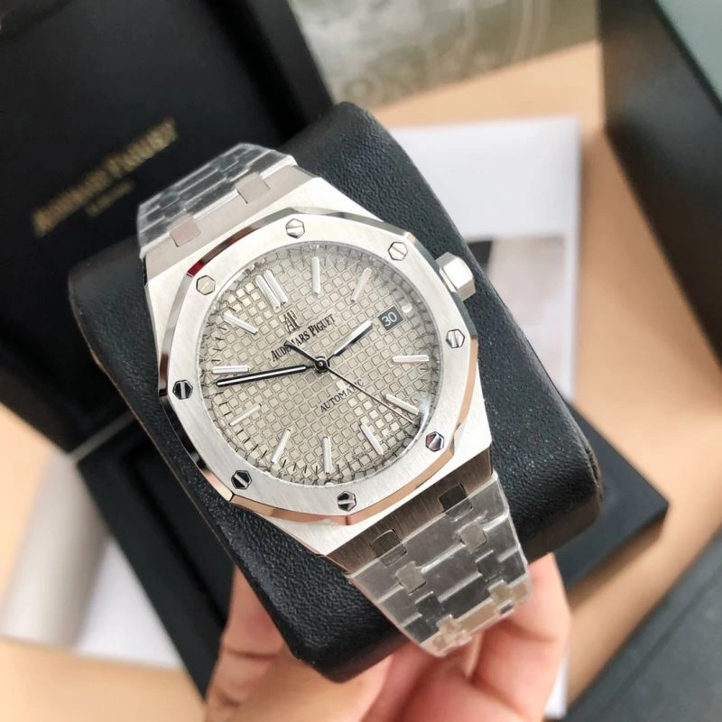 Seasonal AP Watches 176825