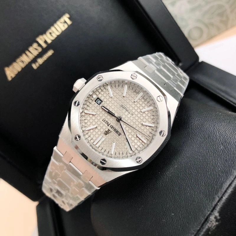 Seasonal AP Watches 176825