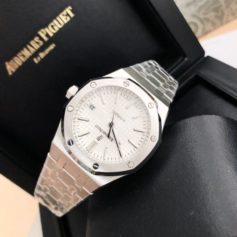 Minimalist AP Watches 176823