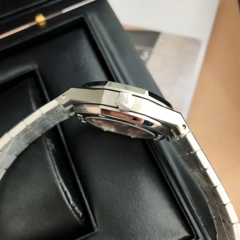 Minimalist AP Watches 176823