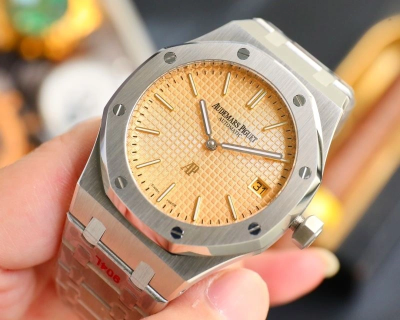 AP Watches Supportive 176732
