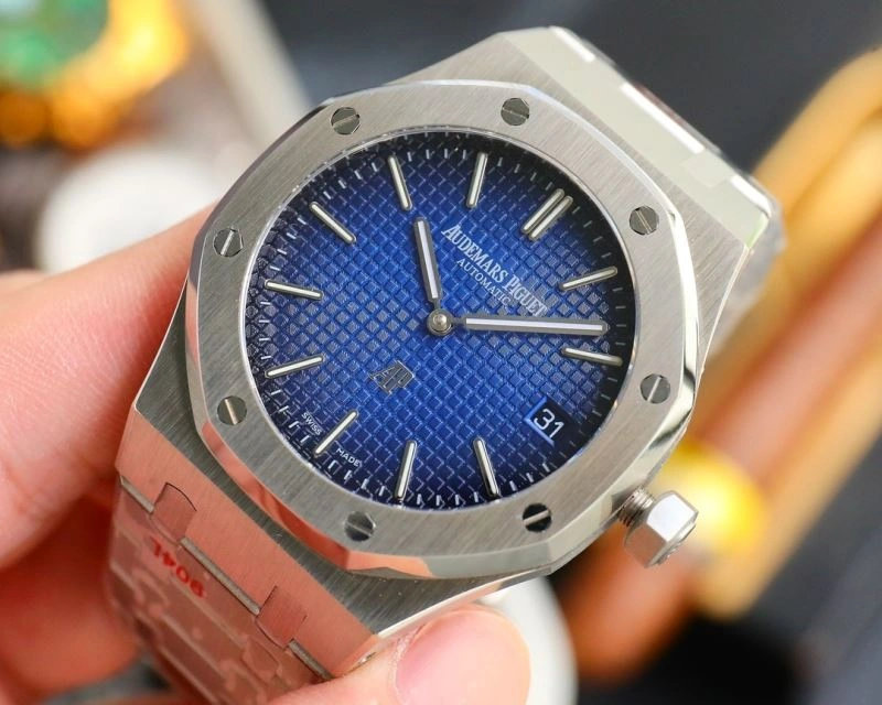AP Watches Supportive 176732