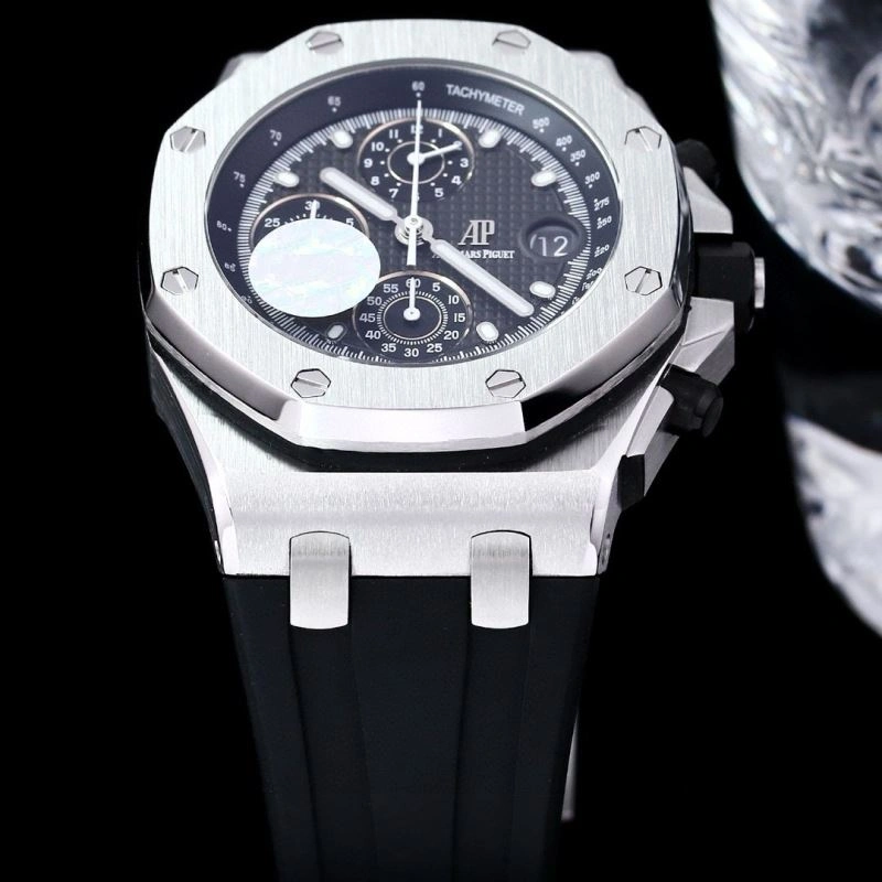 AP Watches FashionForward 176709