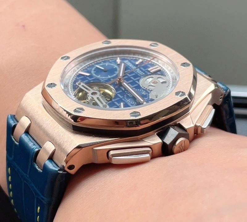 Durable AP Watches 176691