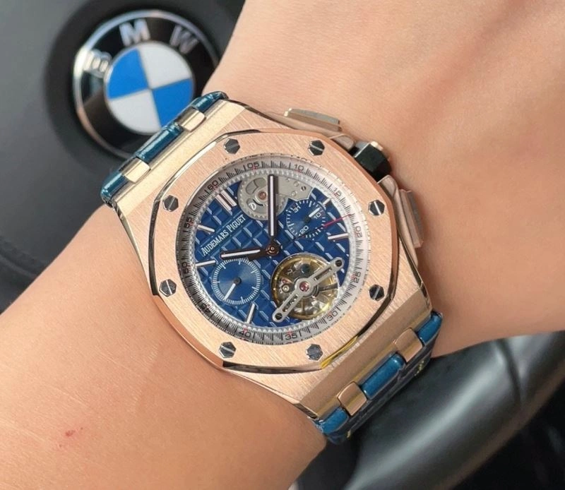 Durable AP Watches 176691