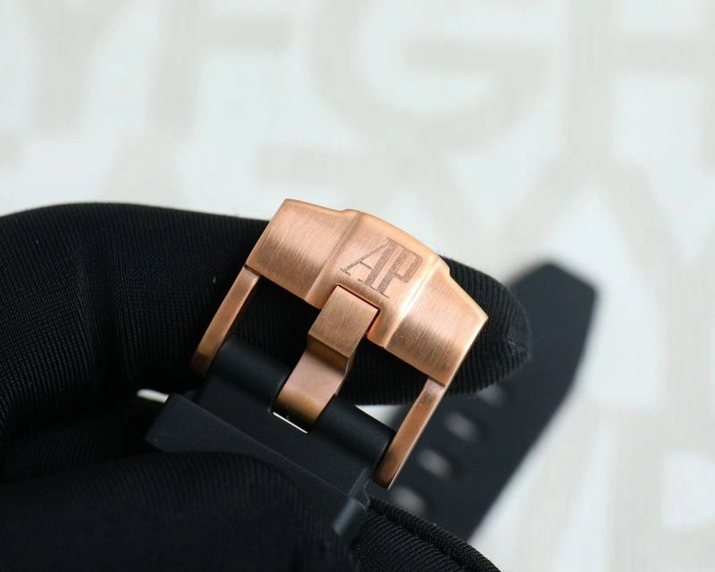 AP Watches Supportive 176671