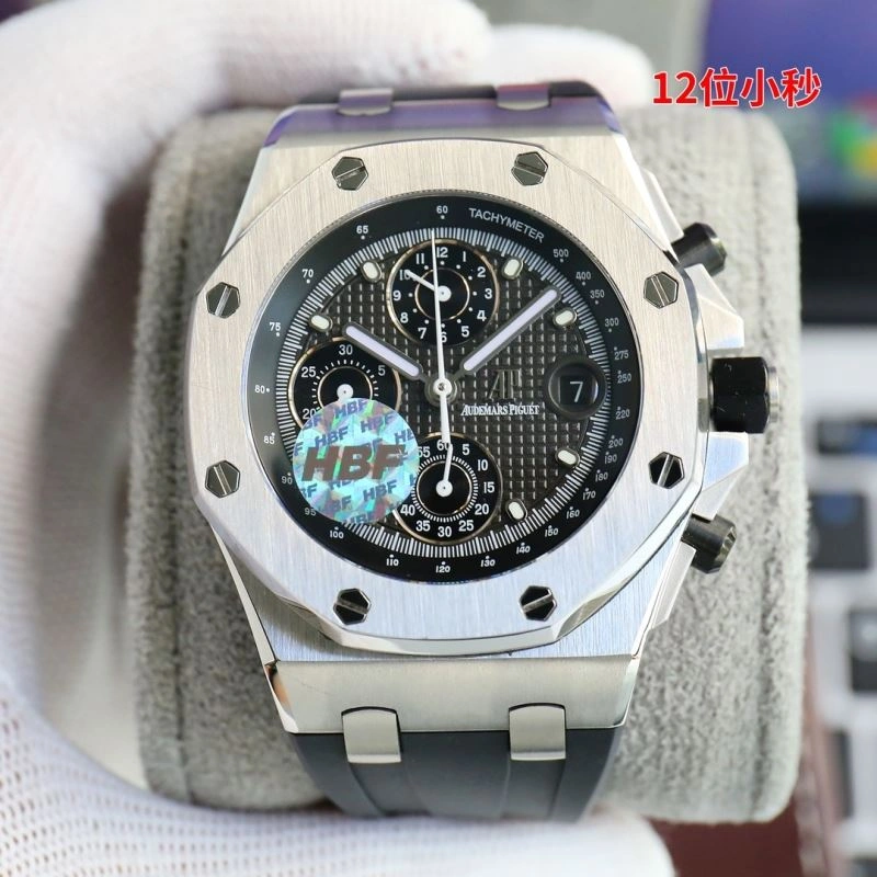 AP Watches TravelReady 176643