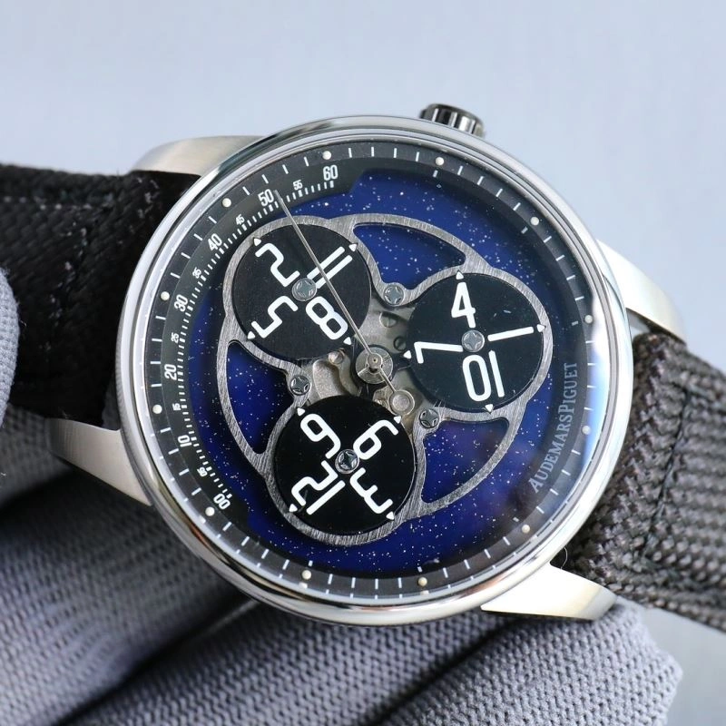 AP Watches FashionForward 176622