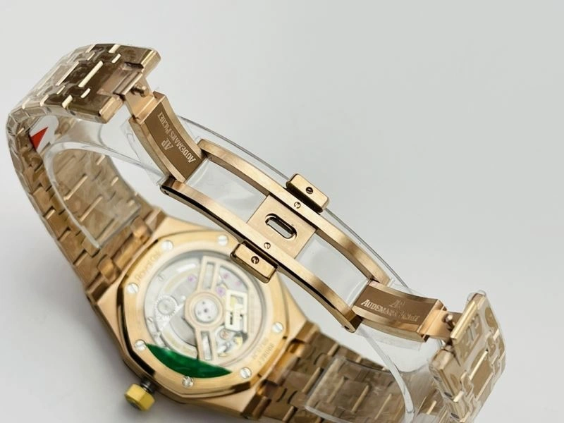 Refined AP Watches 176601