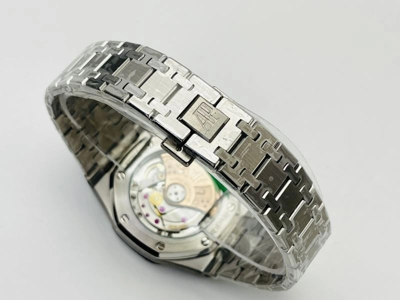 HighPerformance AP Watches 176600