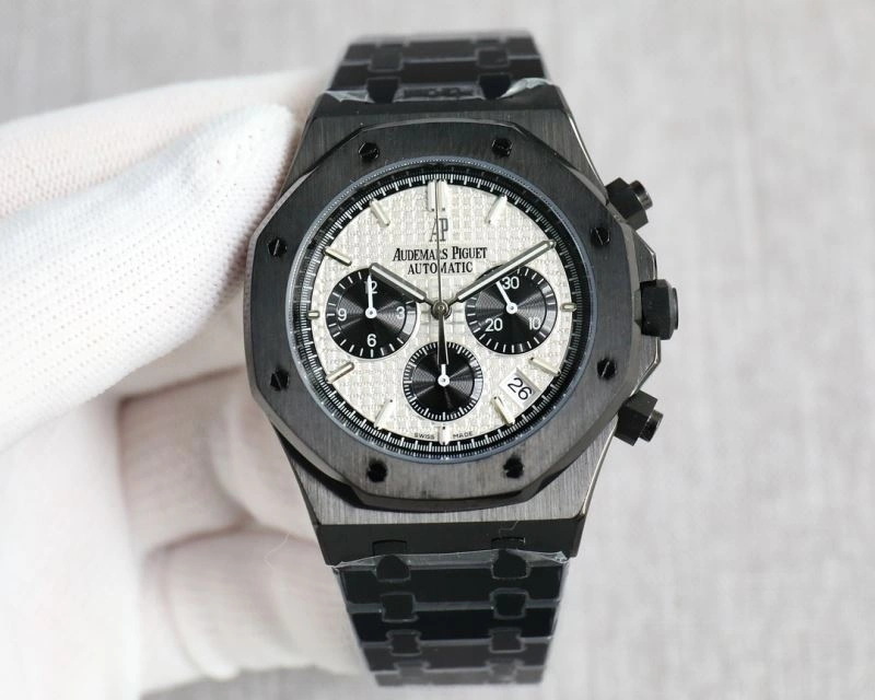 AP Watches FashionForward 175868