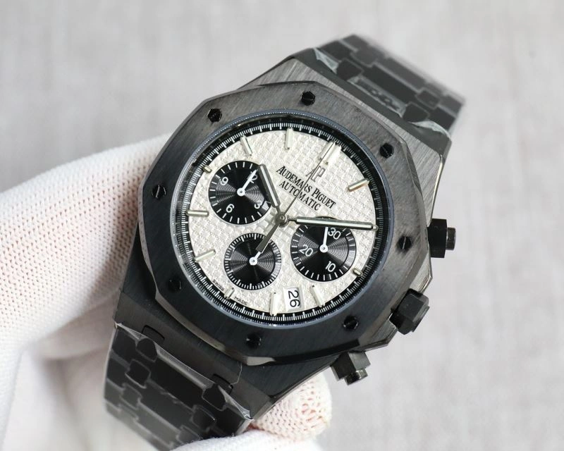 AP Watches FashionForward 175868