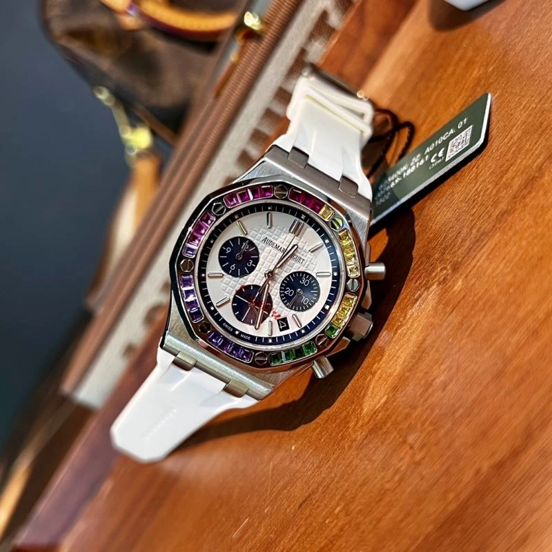 Versatile AP Watches 176494