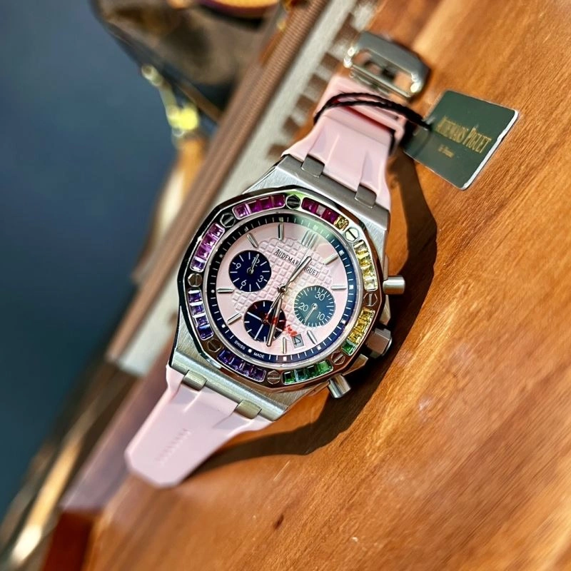 Versatile AP Watches 176494
