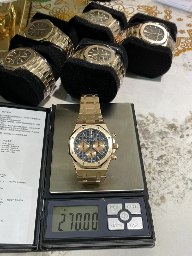 AP Watches Resilient 176374