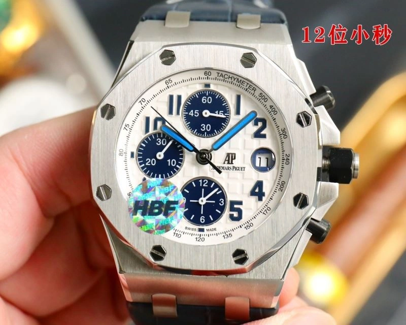AP Watches TravelReady 176410