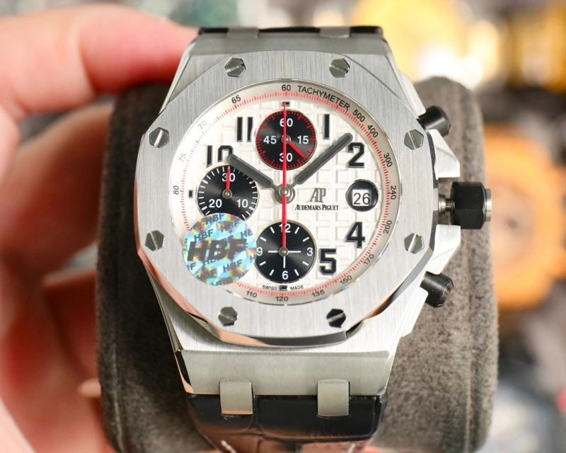 AP Watches ZipUp 176407